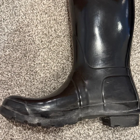 Hunter Black Gloss Original Tall Rain Boots - Picture 15 of 16